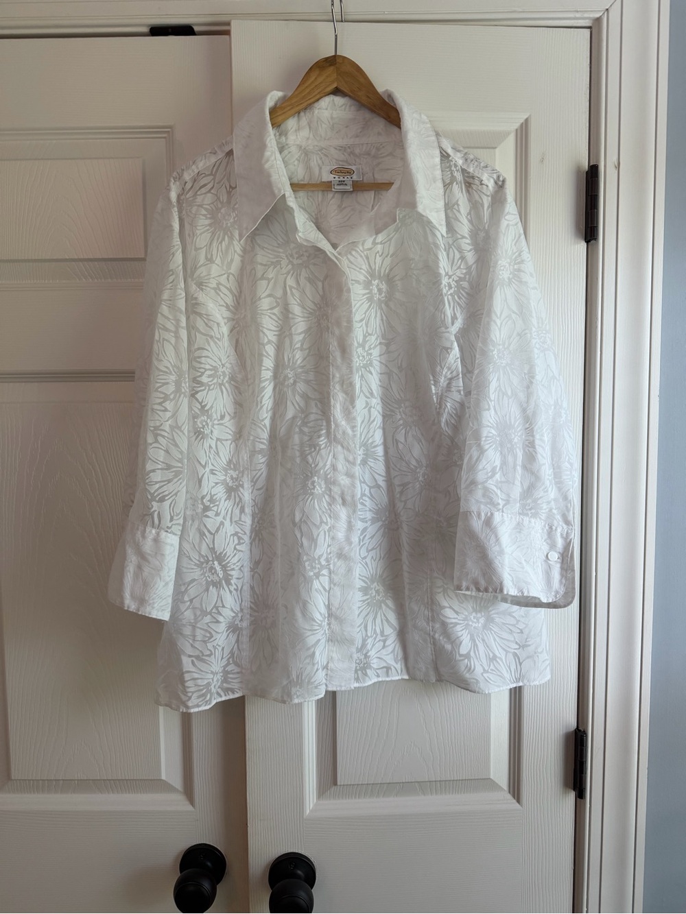 Talbots White Floral Jacquard Button-Up Blouse